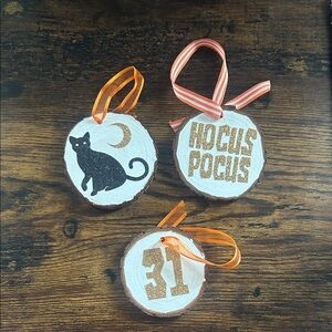 Halloween Wood Slice Ornaments with Cat and Hocus Pocus Design